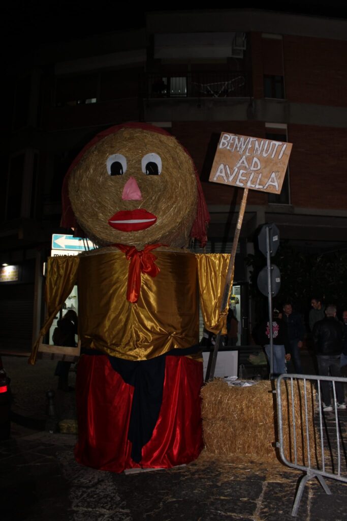 AVELLA. Le foto di un sabato di festa girando per la sagra della Castagna e della nocciola