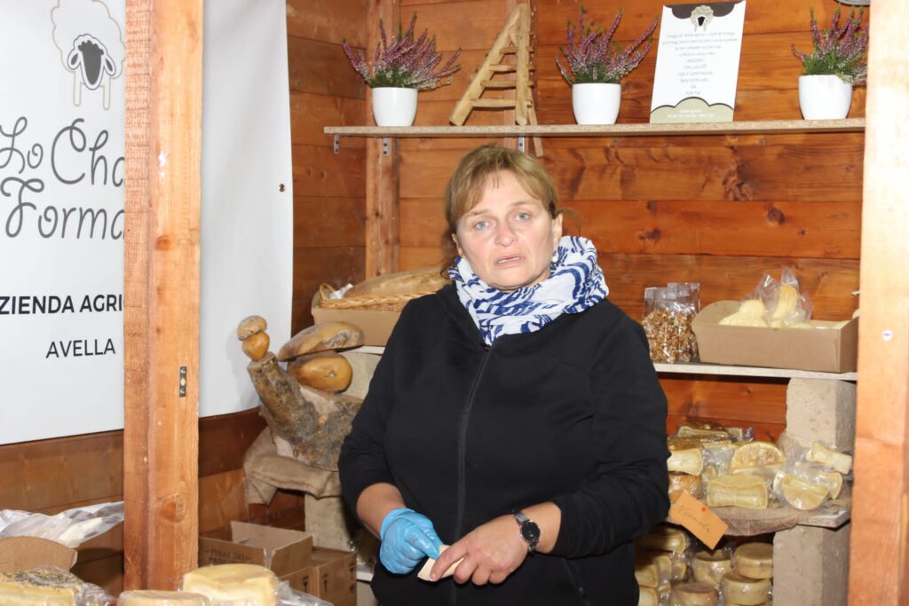AVELLA. Le foto di un sabato di festa girando per la sagra della Castagna e della nocciola
