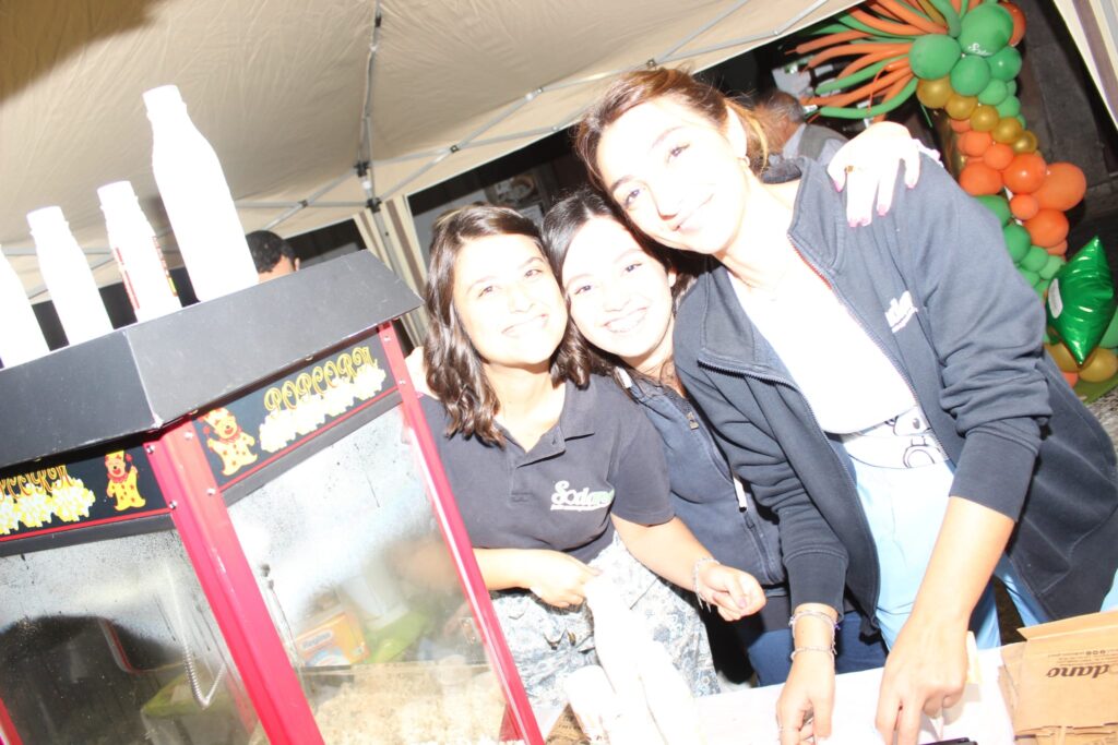 AVELLA. Le foto di un sabato di festa girando per la sagra della Castagna e della nocciola