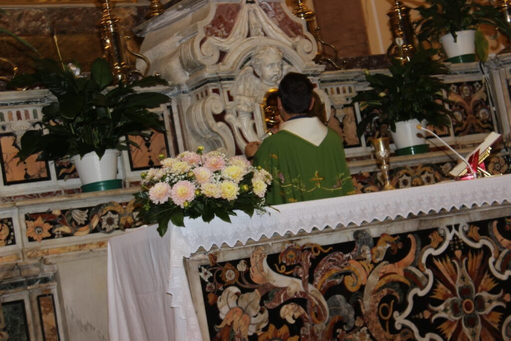 MUGNANO. Le foto più belle della ricollocazione di Santa Filomena nella sua Cappella