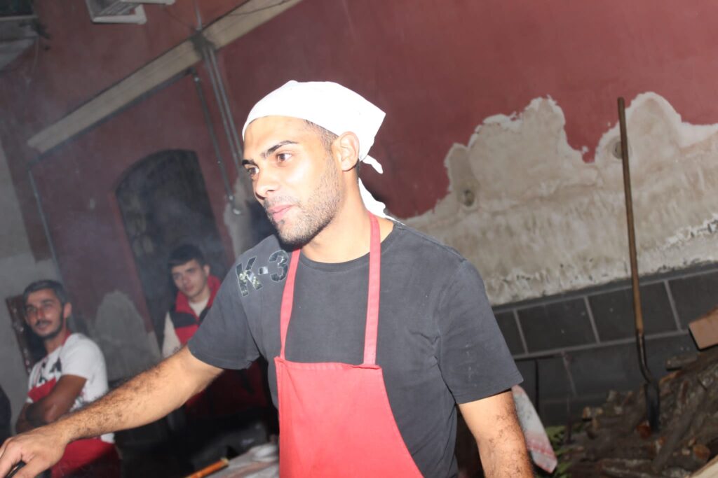 AVELLA. Le foto di un sabato di festa girando per la sagra della Castagna e della nocciola