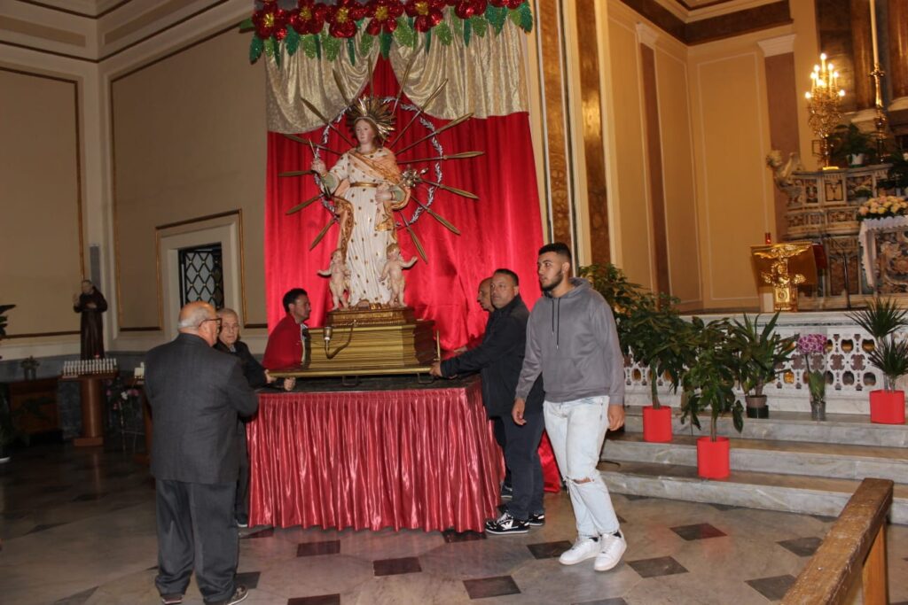 MUGNANO. Le foto più belle della ricollocazione di Santa Filomena nella sua Cappella