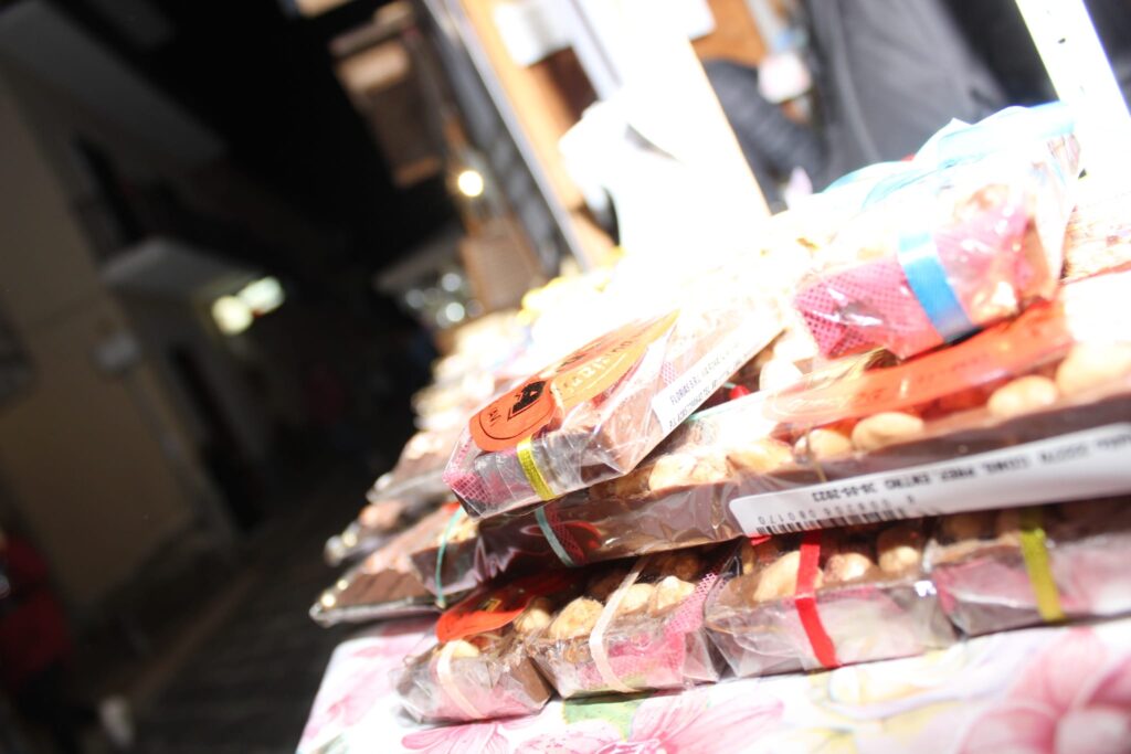 AVELLA. Le foto di un sabato di festa girando per la sagra della Castagna e della nocciola