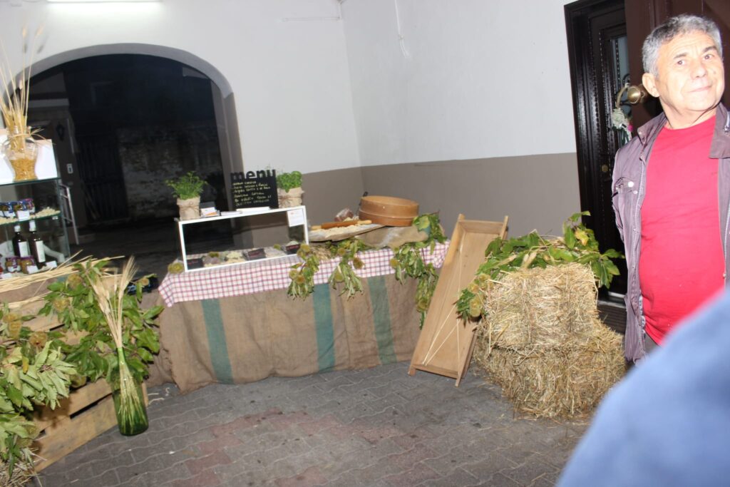 AVELLA. Le foto di un sabato di festa girando per la sagra della Castagna e della nocciola
