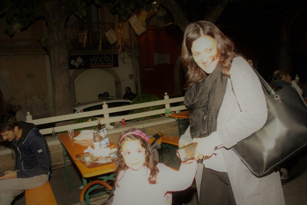 AVELLA. Le foto di un sabato di festa girando per la sagra della Castagna e della nocciola