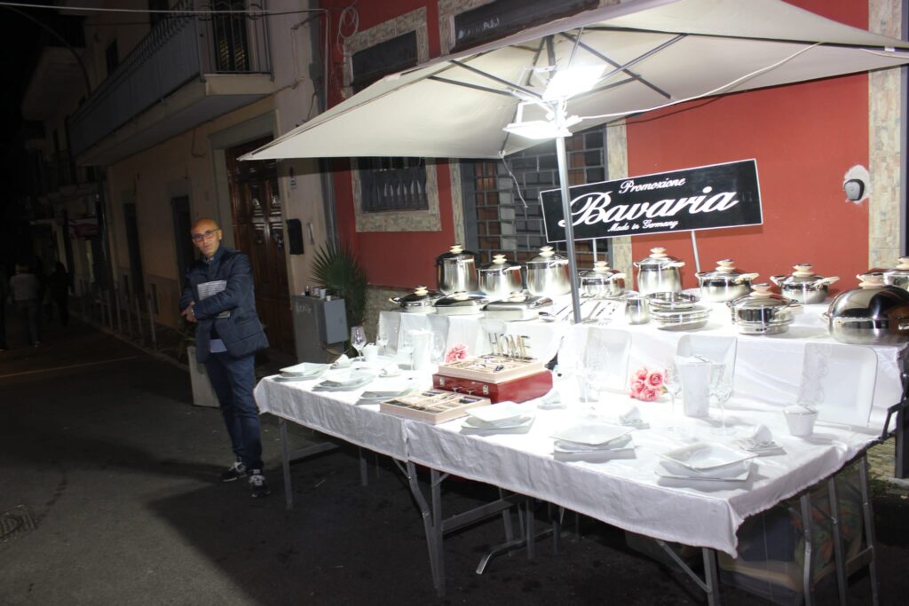 AVELLA. Le foto di un sabato di festa girando per la sagra della Castagna e della nocciola