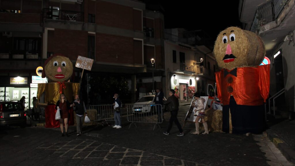 AVELLA. Le foto di un sabato di festa girando per la sagra della Castagna e della nocciola