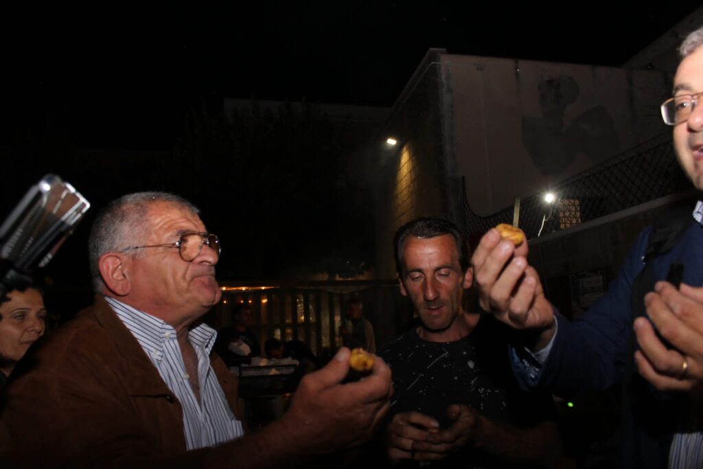 AVELLA. Le foto di un sabato di festa girando per la sagra della Castagna e della nocciola