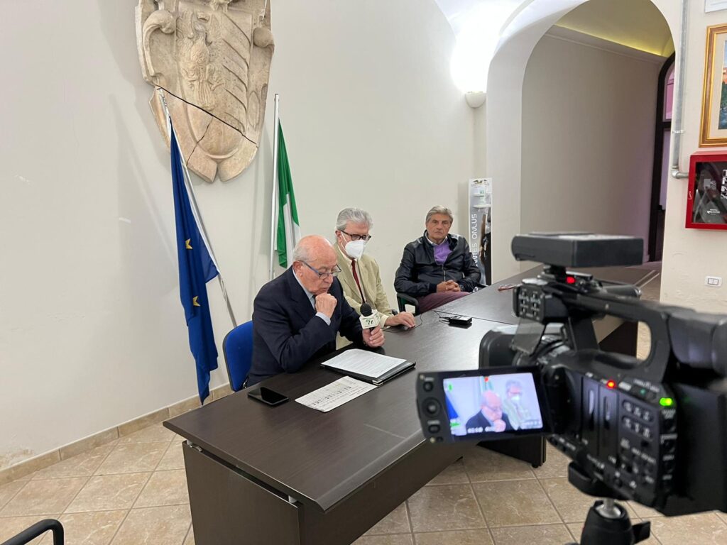 AVELLA. Analisi del voto, lassociazione culturale Cippus Abellanus, discute del risultato del voto dello scorso 25 settembre. Video e Foto