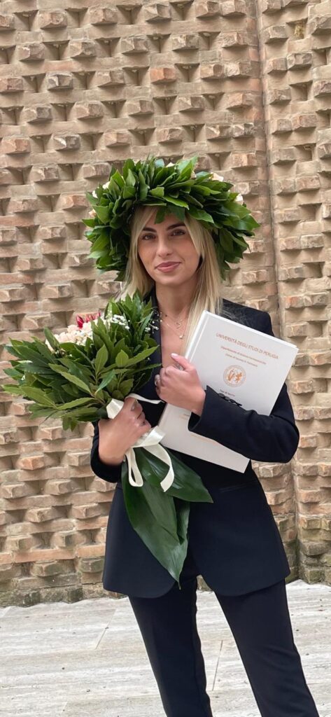 100 DI QUESTI GIORNI. Mugnano  Laurea in Farmacia per Fabiana Ferrara