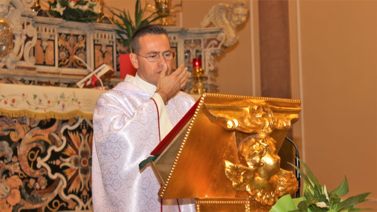 Mugnano XVII anniversario di sacerdozio per don Giuseppe Autorino. Le foto Mugnano XVII anniversario di sacerdozio per don Giuseppe Autorino. Le foto