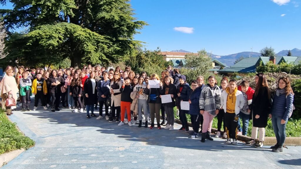 MERCOGLIANO. Festa degli alberi,all IC. Mercogliano momenti di riflessione sul tema dellecologia.FOTO