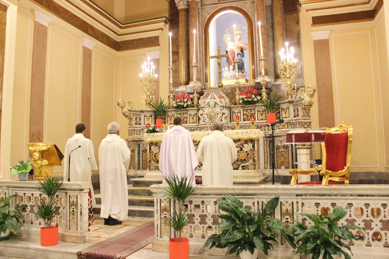 Mugnano XVII anniversario di sacerdozio per don Giuseppe Autorino. Le foto Mugnano XVII anniversario di sacerdozio per don Giuseppe Autorino. Le foto