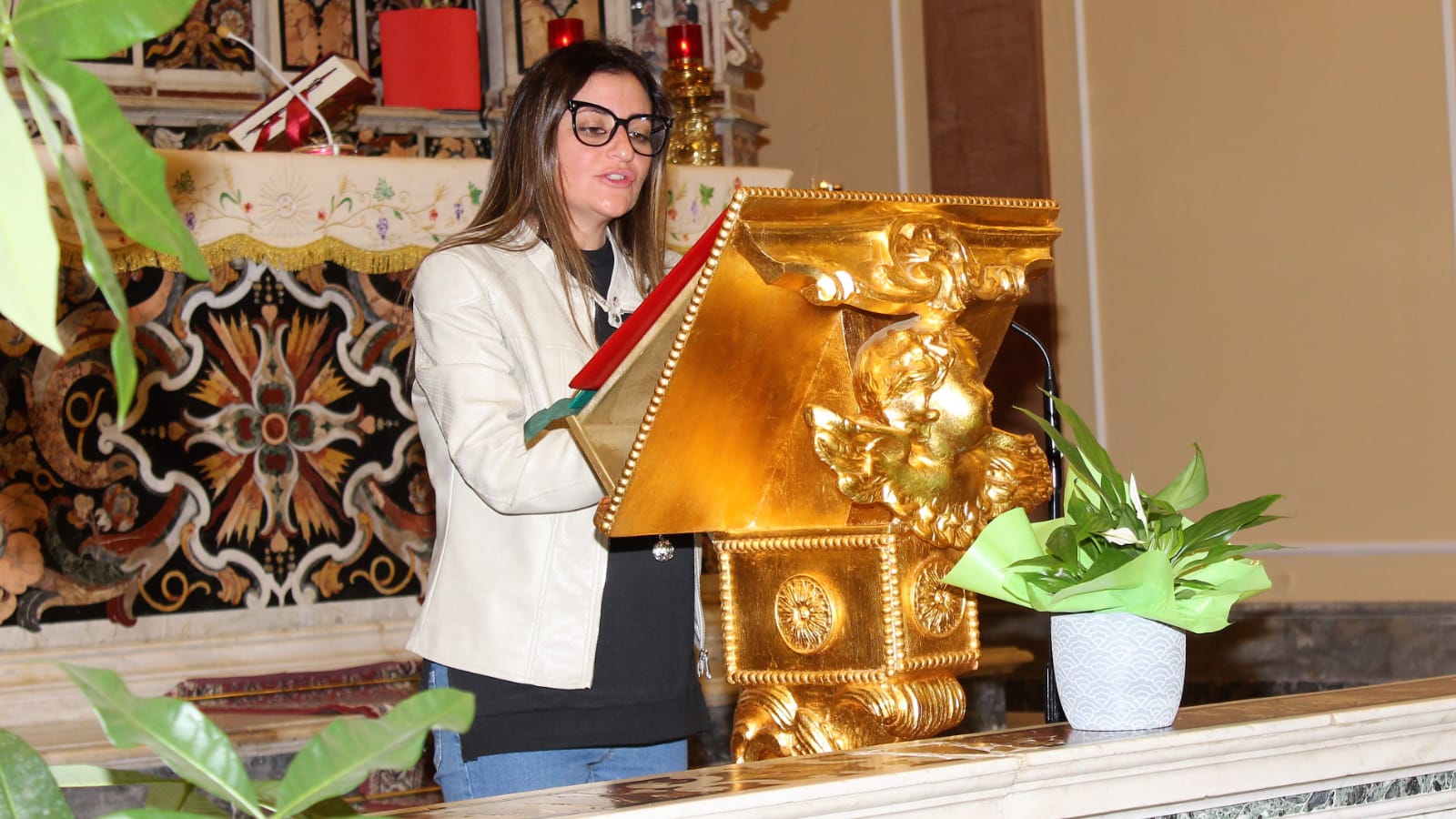 Mugnano XVII anniversario di sacerdozio per don Giuseppe Autorino. Le foto Mugnano XVII anniversario di sacerdozio per don Giuseppe Autorino. Le foto