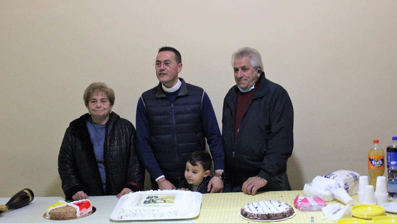 Mugnano XVII anniversario di sacerdozio per don Giuseppe Autorino. Le foto Mugnano XVII anniversario di sacerdozio per don Giuseppe Autorino. Le foto