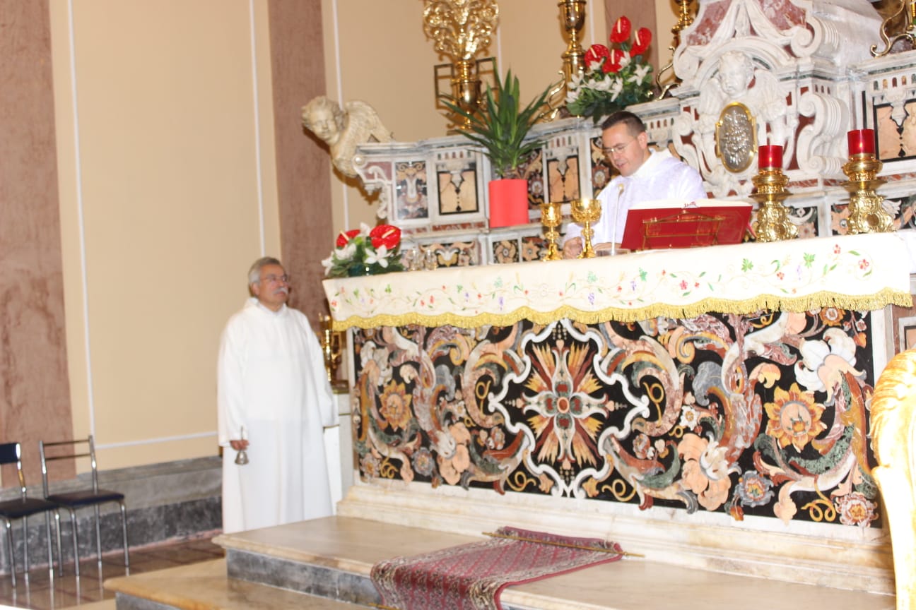 Mugnano XVII anniversario di sacerdozio per don Giuseppe Autorino. Le foto Mugnano XVII anniversario di sacerdozio per don Giuseppe Autorino. Le foto