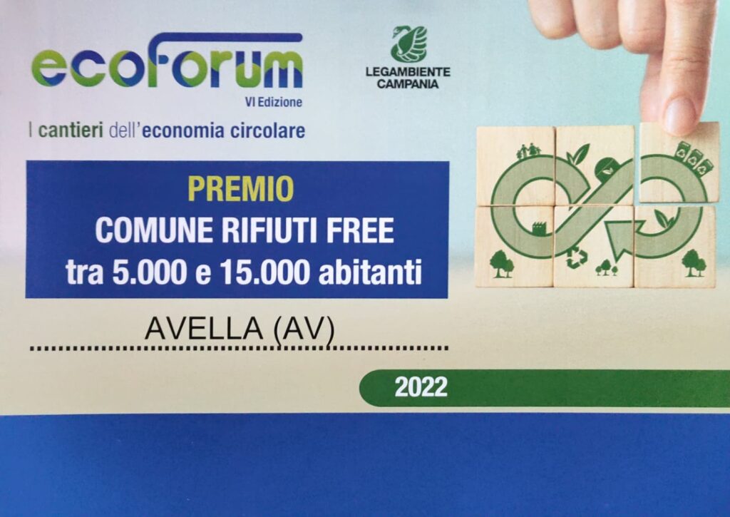 AVELLA. Il sindaco Vincenzo Biancardi premiato stamane a Salerno per la migliore performance di raccolta differenziata