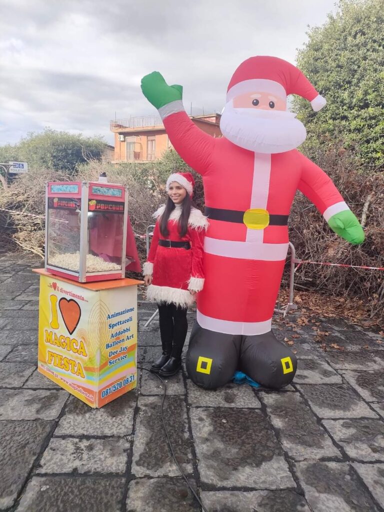 Mugnano del Cardinale Stamattina per lImmacolata tutti i bambini in piazza Mugnano del Cardinale Stamattina per lImmacolata tutti i bambini in piazza