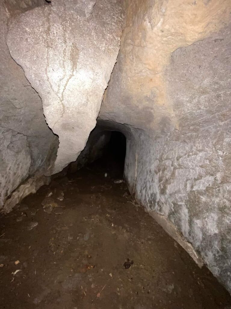 Aiello del Sabato (Av): Ritrovato l antico condotto sotterraneo del famoso Acquedotto Augusteo. Ricerca portata a termine dal gruppo irpino  Aqua Augusta