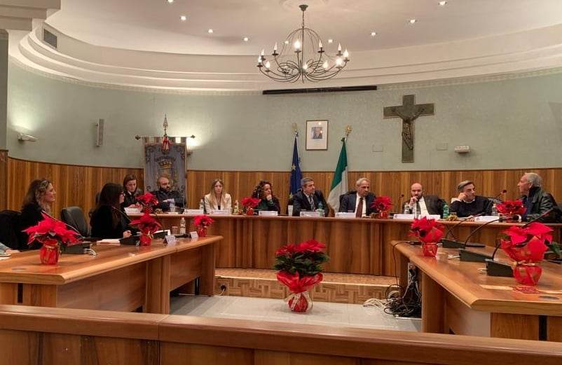 GROTTAMINARDA (AV). Convegno “aspettando la fiera dell’immacolata”: occasione di confronto politico sul tema agroalimentare. GROTTAMINARDA (AV). Convegno “aspettando la fiera dell’immacolata”: occasione di confronto politico sul tema agroalimentare.