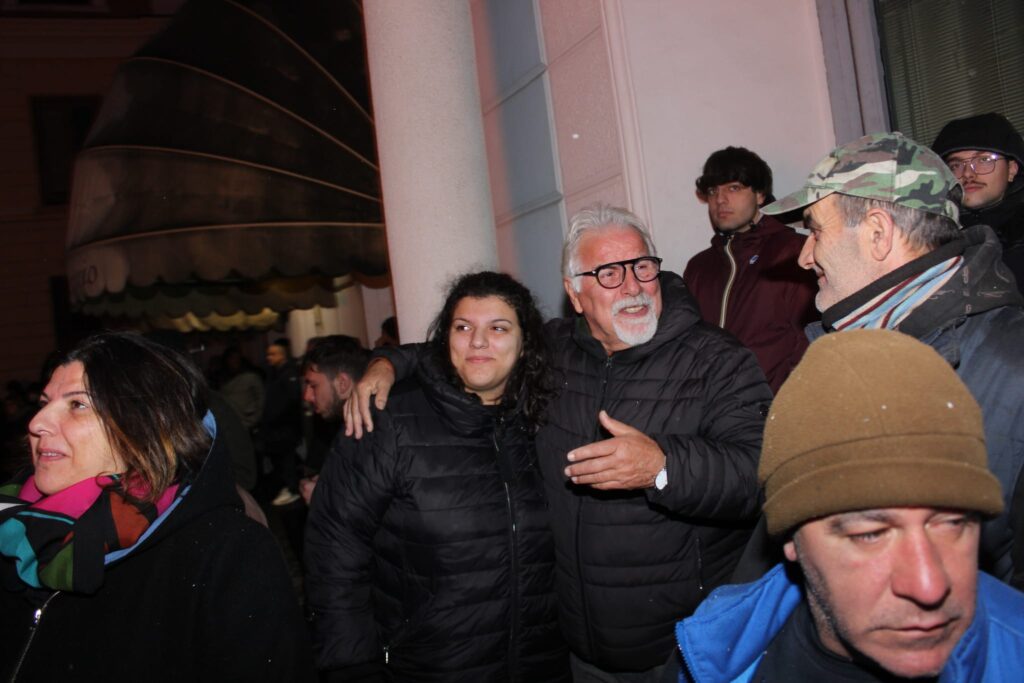 Mugnano del Cardinale  Acceso il Fucarone di Santa Lucia. Foto