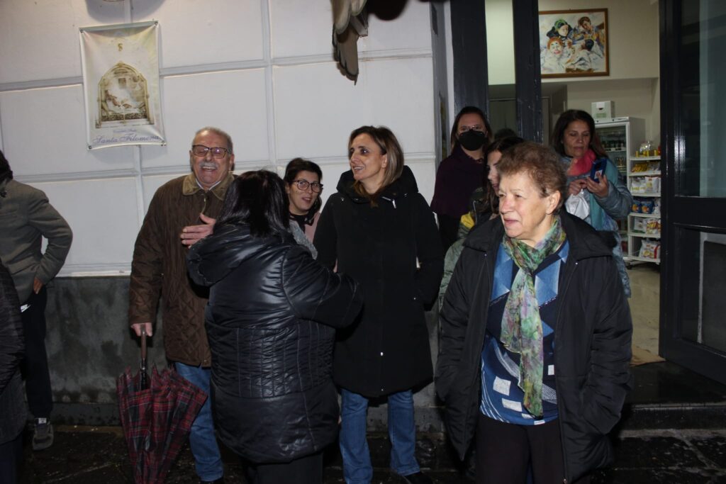 Mugnano del Cardinale  Acceso il Fucarone di Santa Lucia. Foto