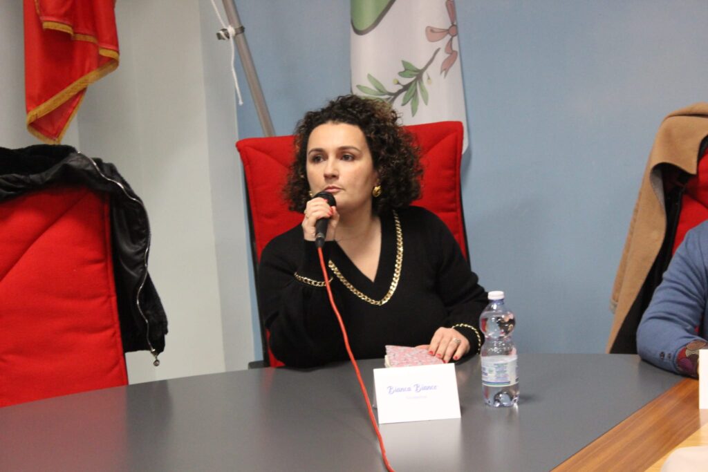 MUGNANO. Le foto più belle dell’inaugurazione della Panchina Letteraria