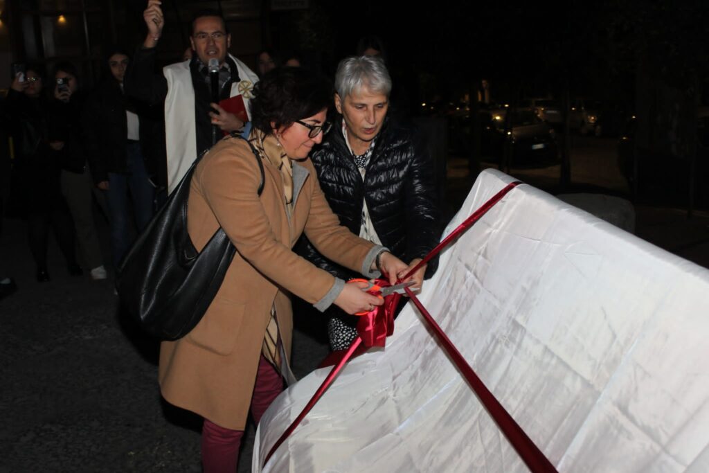 MUGNANO. Le foto più belle dell’inaugurazione della Panchina Letteraria