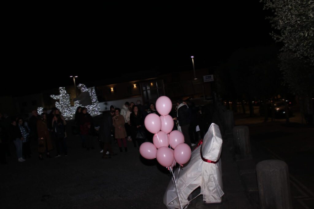MUGNANO. Le foto più belle dell’inaugurazione della Panchina Letteraria