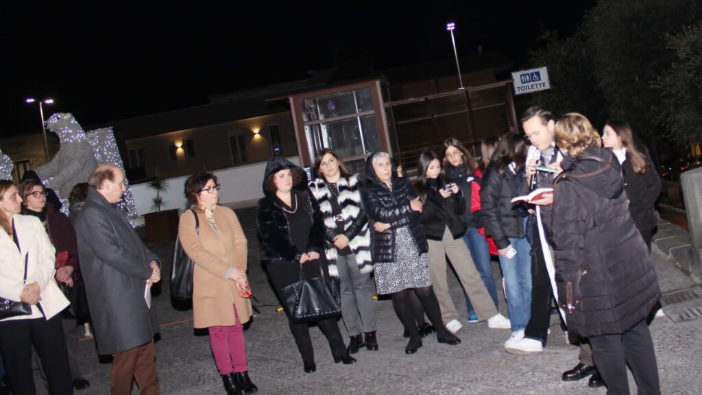 MUGNANO. Le foto più belle dell’inaugurazione della Panchina Letteraria