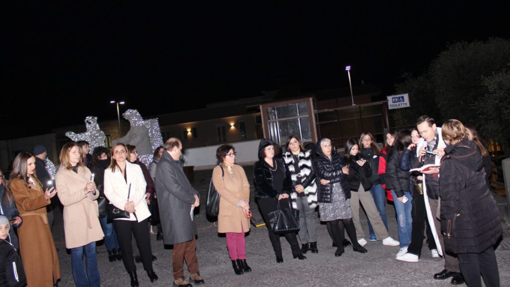 MUGNANO. Le foto più belle dell’inaugurazione della Panchina Letteraria