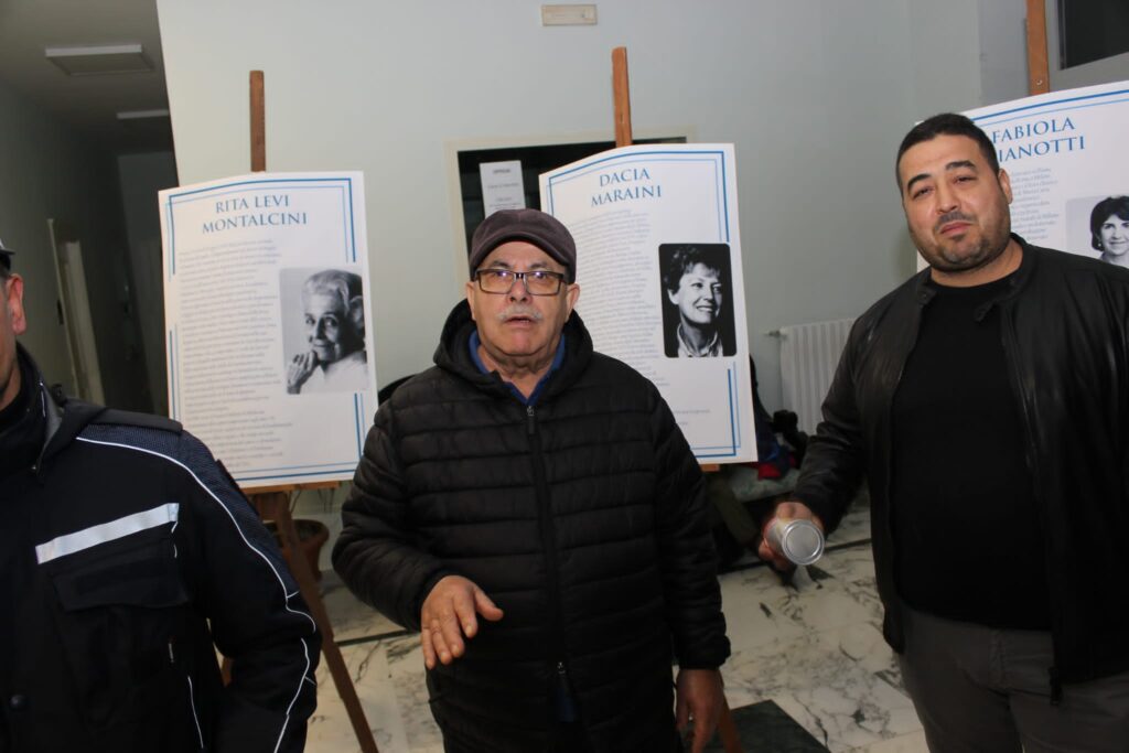 MUGNANO. Le foto più belle dell’inaugurazione della Panchina Letteraria