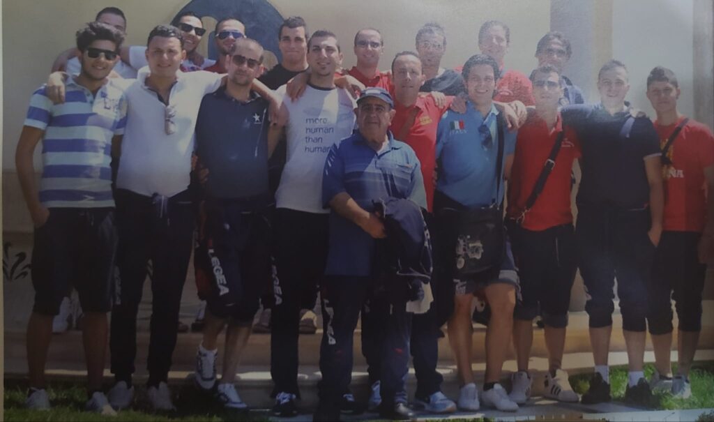 Forino (Av): Raffaele Basile ex Presidente del Forino Calcio Il ricordo di Sabato Tirone accompagnerà il mondo del Calcio Forino ora e nei decenni avvenire Forino (Av): Raffaele Basile ex Presidente del Forino Calcio Il ricordo di Sabato Tirone accompagnerà il mondo del Calcio Forino ora e nei decenni avvenire