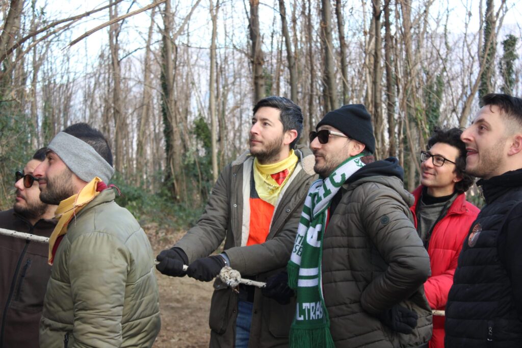 SPERONE. Il taglio del Maio di Sant’Elia. Le foto più belle di Francesco Piccolo