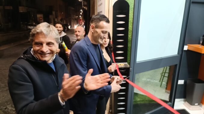 40E7DF45-9604-4789-8CB7-B77AF85BF9C4