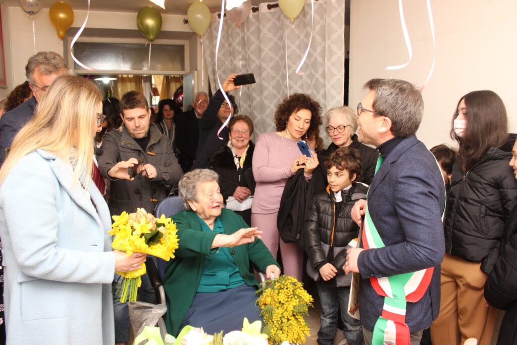 Baiano. Le foto più belle dei 100 anni di Angela Fiordellisi