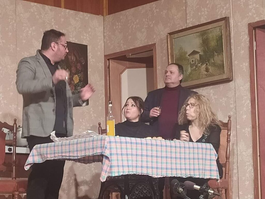 SPERONE. La Compagnia teatrale Zigo Zago in trasferta a Villa di Briano (CE). Un successo