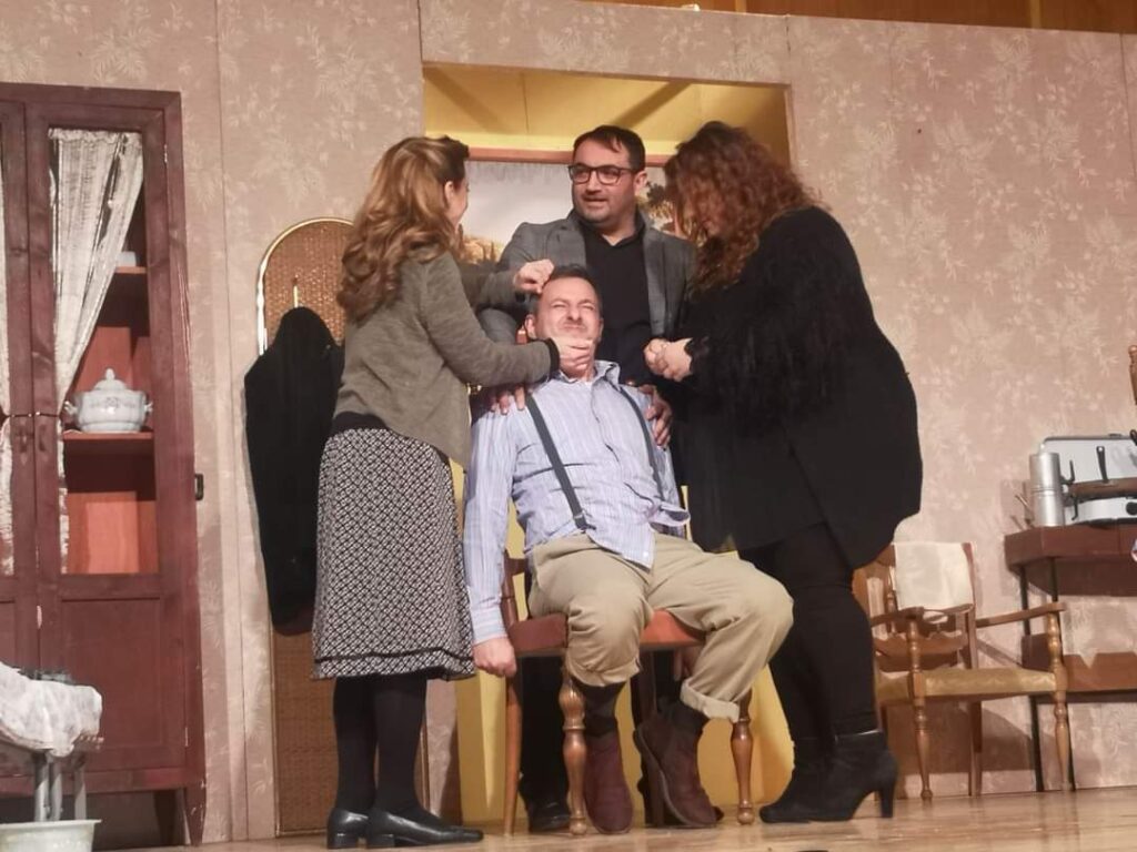 SPERONE. La Compagnia teatrale Zigo Zago in trasferta a Villa di Briano (CE). Un successo