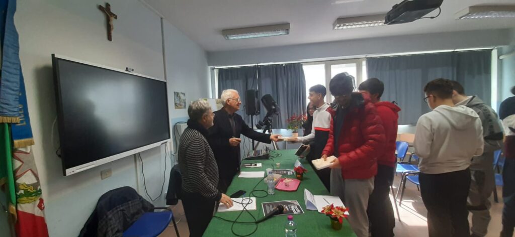 Liceo E. Medi di Cicciano. Incontro con Filippo La Porta, scrittore, critico, saggista.