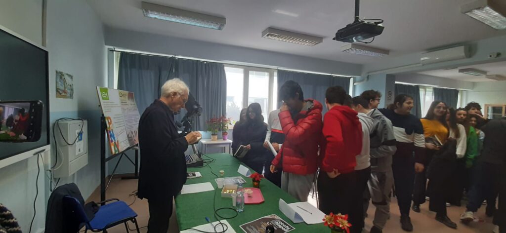 Liceo E. Medi di Cicciano. Incontro con Filippo La Porta, scrittore, critico, saggista.