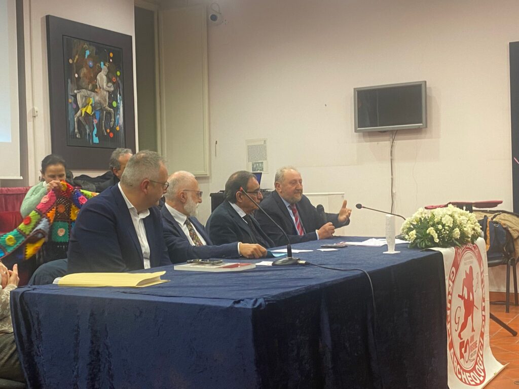 Nola (Museo Archeologico). Il Cippo Avellano, una nuova interpretazione a cura di Domenico Caiazza