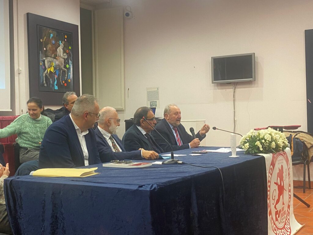 Nola (Museo Archeologico). Il Cippo Avellano, una nuova interpretazione a cura di Domenico Caiazza