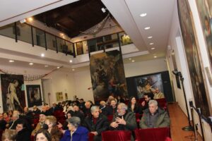 Conoscenza storica e territorio. Filo conduttore, il saggio di Domenico Caiazza. Il Cippo abellano e la coesione istituzionale nell’età osco sannita. Ercole, la venerata divinità protettrice delle sorgenti e acque del territorio. Il riparto tra Abella e Nola delle cospicue offerte che i fedeli rendevano al Tempio