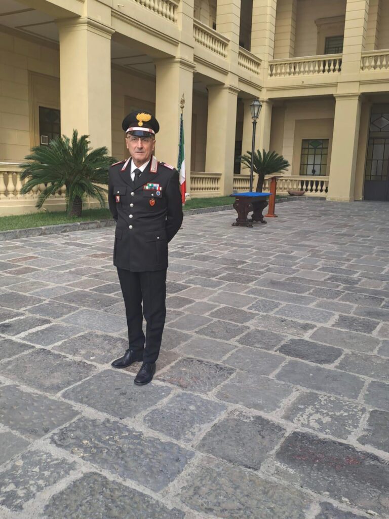 CASTELLO DI CISTERNA. Va in pensione il Luogotenente c.s. Antonio Ferrara comandante della Sezione radiomobile Carabinieri Castello di Cisterna