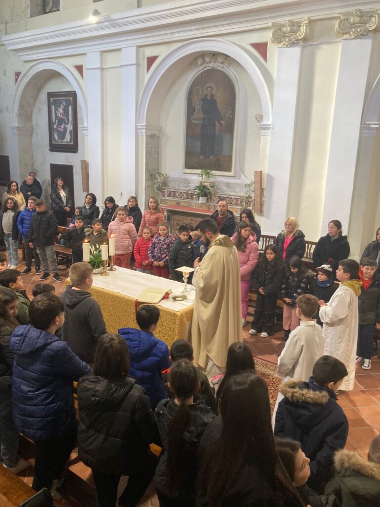 Forino (Av): Gesù risorge alle  ore 17.00 per la Pasqua dei Bambini organizzata da Padre Marco Masi