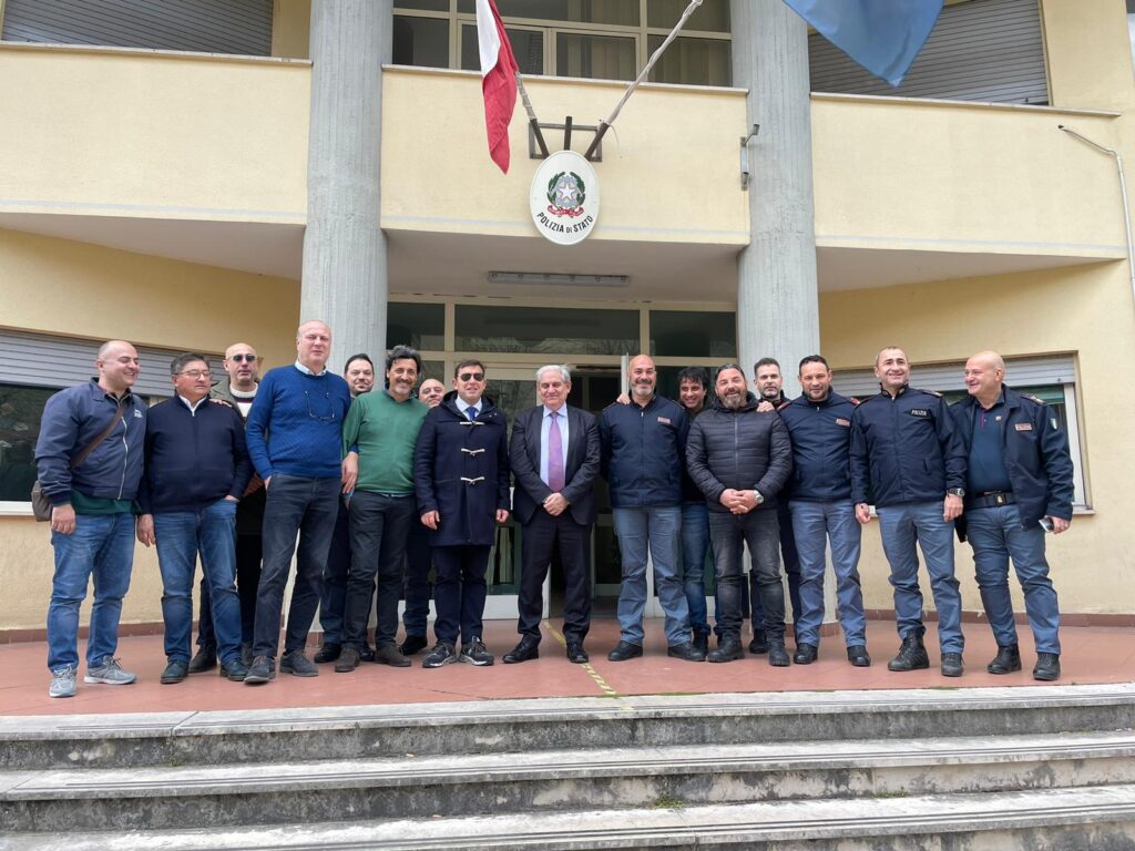 LAURO. Visita del Questore di Avellino Maurizio Terrazzi nel Vallo LAURO. Visita del Questore di Avellino Maurizio Terrazzi nel Vallo