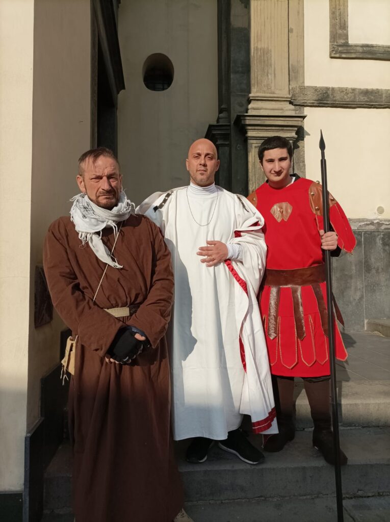 Mugnano del Cardinale   La processione dei Misteri. Video e foto