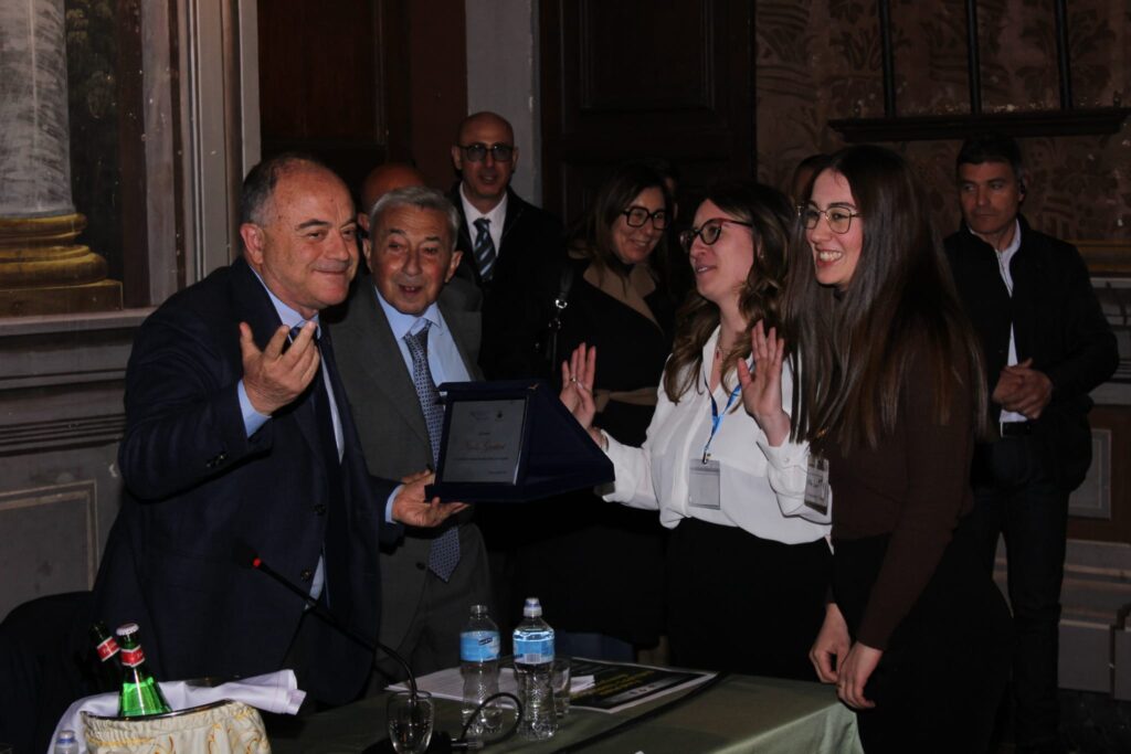 LAURO. Fondi PNRR, Sviluppo  territoriale e Emergenze mafie. Gratteri e Spiezia ne discutono. Le foto del convegno