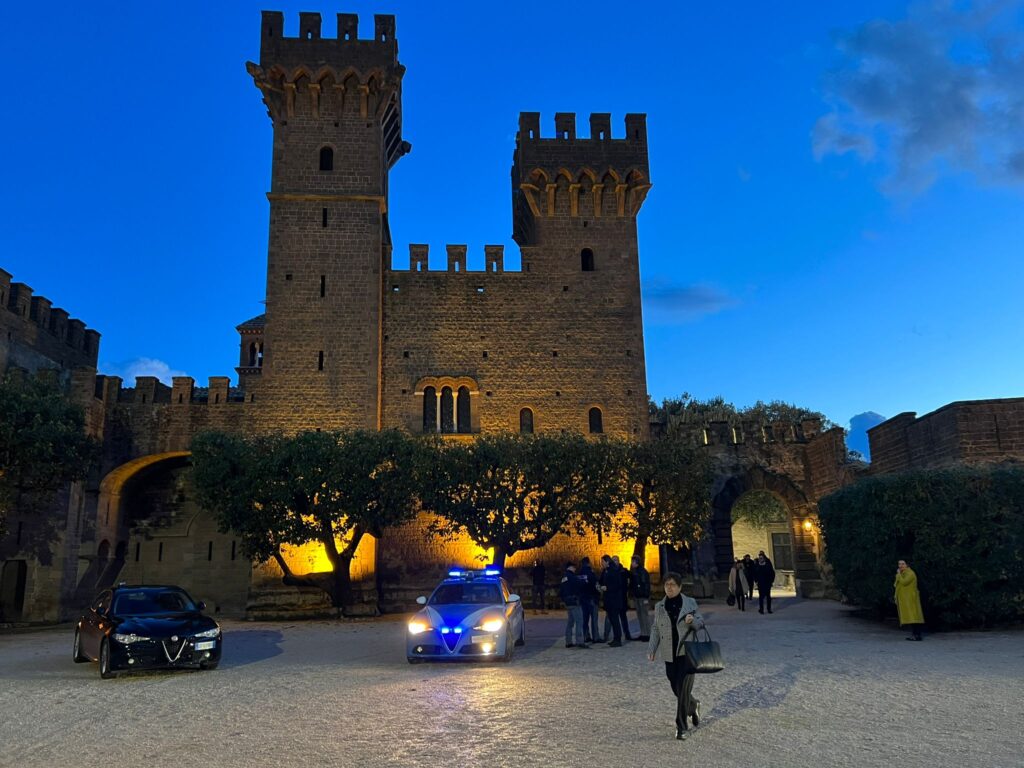 LAURO. Fondi PNRR, Sviluppo  territoriale e Emergenze mafie. Gratteri e Spiezia ne discutono. Le foto del convegno