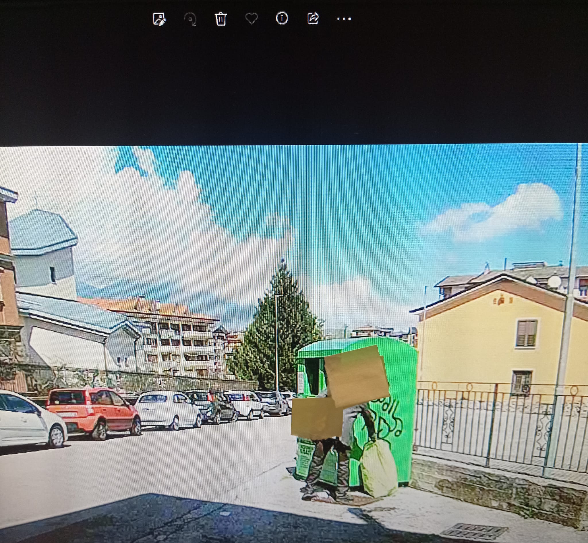 AVELLINO. Lotta allabbandono dei rifiuti. AVELLINO. Lotta allabbandono dei rifiuti.